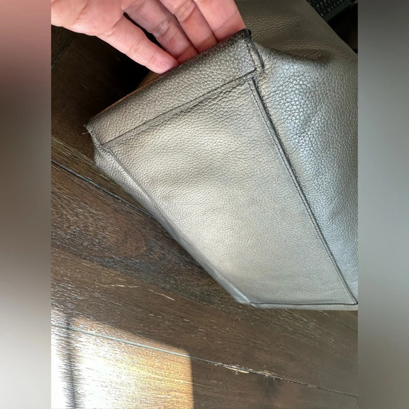 Cole Haan tote bag - Picture 7 of 11